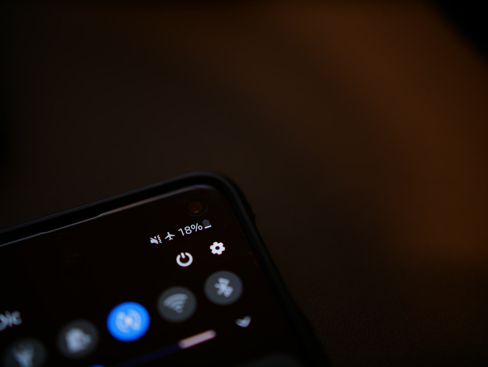 Under Counter Long Distance Wireless Charger