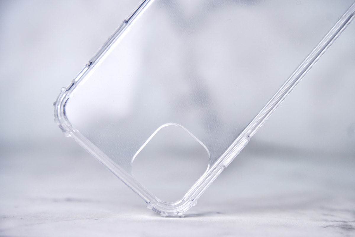 Can clear cases yellow if wireless charging is used?